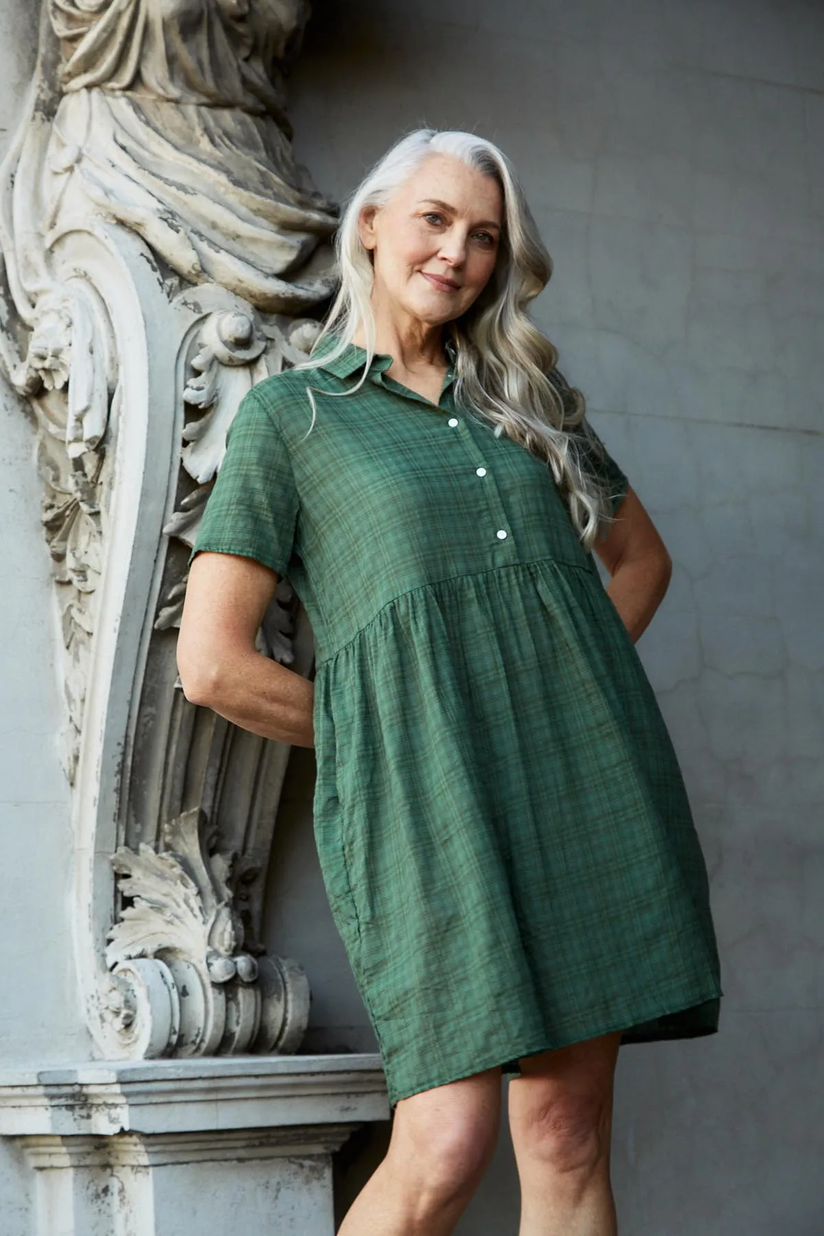 Barcelone Villa Dress Green in Seersucker