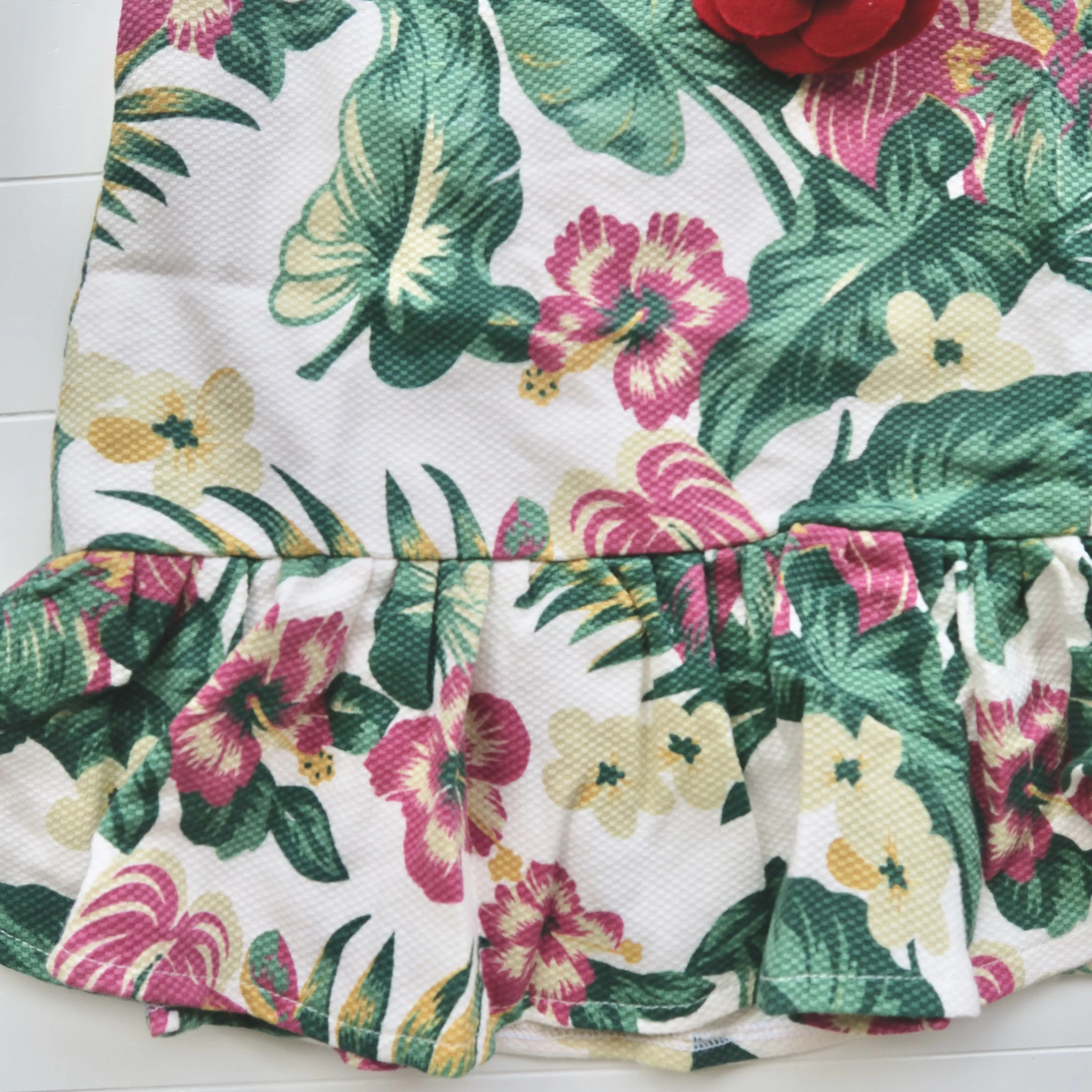 Holly Dress in Tropical Garden