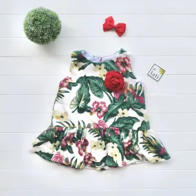 Holly Dress in Tropical Garden