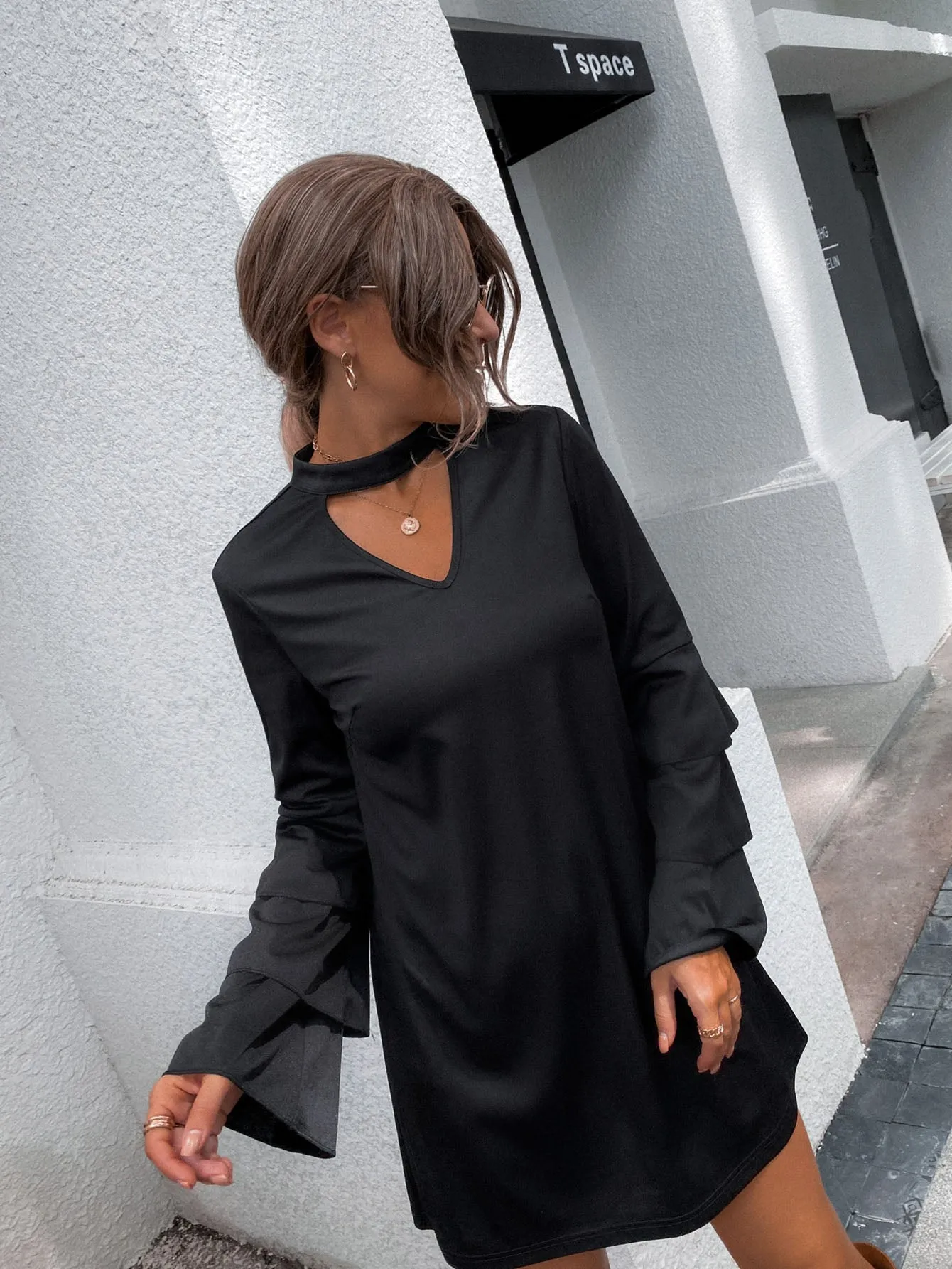 Plain Tiered Layer Long Sleeve Keyhole Neckline Straight Natural Short Dress