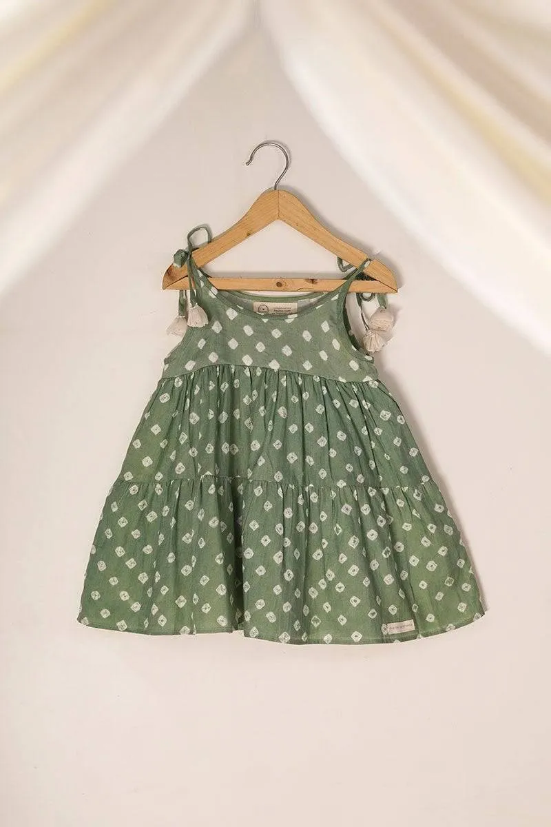 Song In Your Heart' Sea Green Bandhani Infant Baby Cotton Sleeveless Tiered Dress